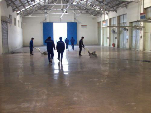 混凝土密封固化劑地坪施工現(xiàn)場 混凝土密封固化劑地坪施工現(xiàn)場